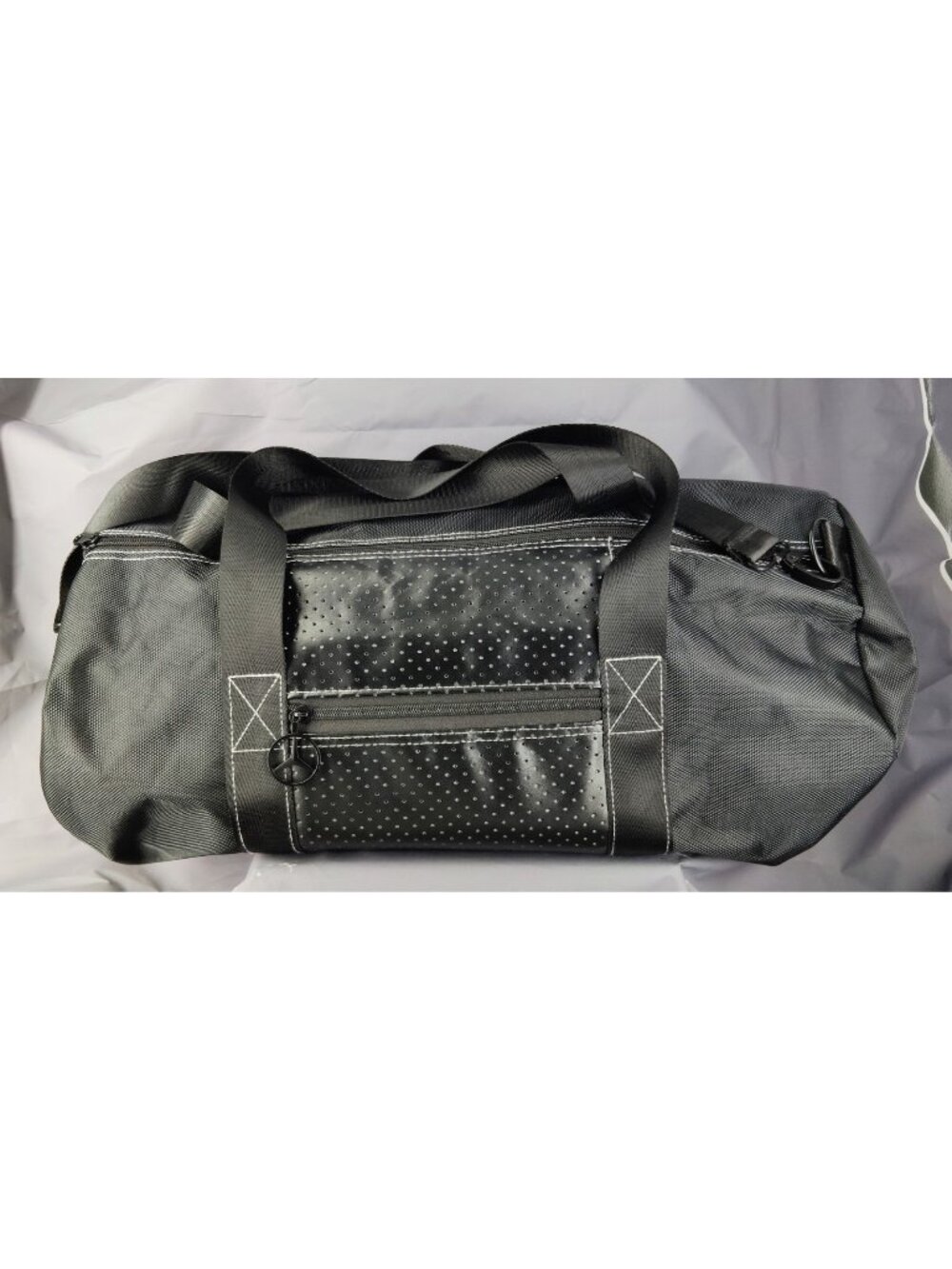 Mercedes-Benz Duffle Bag NWOT Black Gym Travel Weekend Bag Logo Interior Shoulde